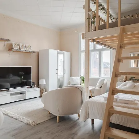 Cozy Living In The Heart Of The Nokia Arena * 坦佩雷